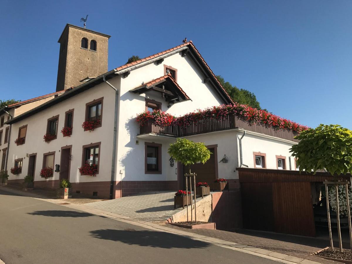 Gaestehaus Am Pfarrgarten Villa Mettlach Exterior foto